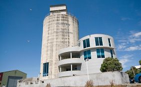The Harbour Apartment @ Raglan Silos